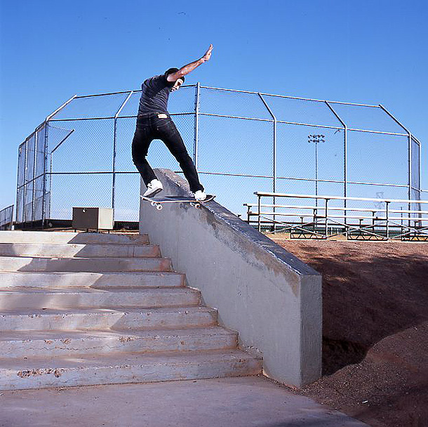 JT_Aultz_fs_noseslide.jpg