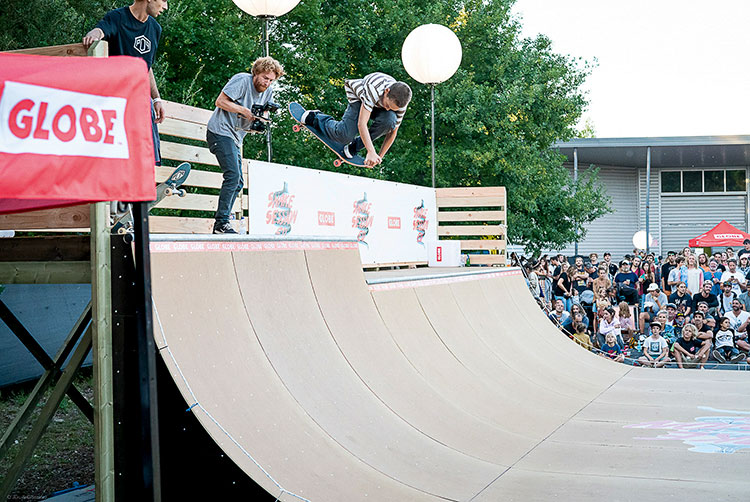 15Noah mahieu and a Bs 360 nosegrab DZ 750px