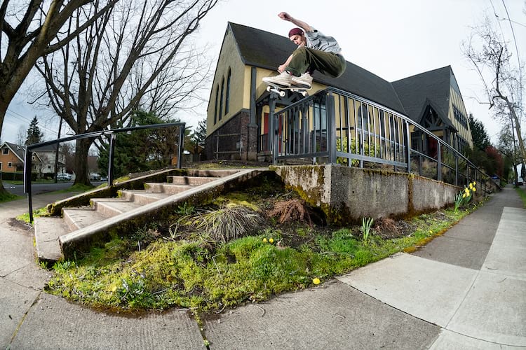 herrington ollie over 50 50 curb pdx 2023 brook DZ 2000