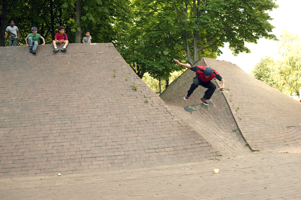 Burnout: Paris Afield