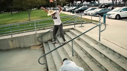 Pizza Skateboards&#039; &quot;Apple&quot; Video